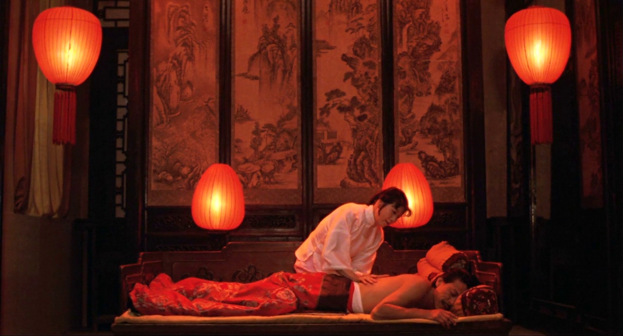 RAISE THE RED LANTERN Photo 14